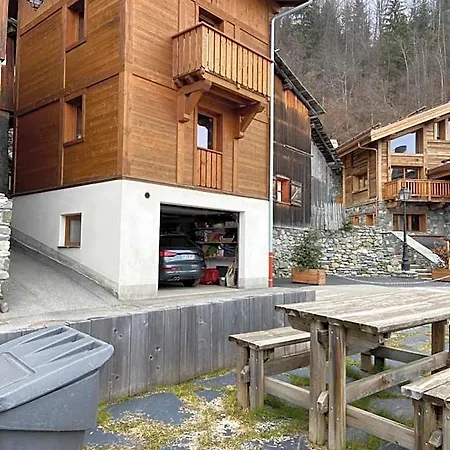 1300m Le Praz Le Freney Soluna Chalet